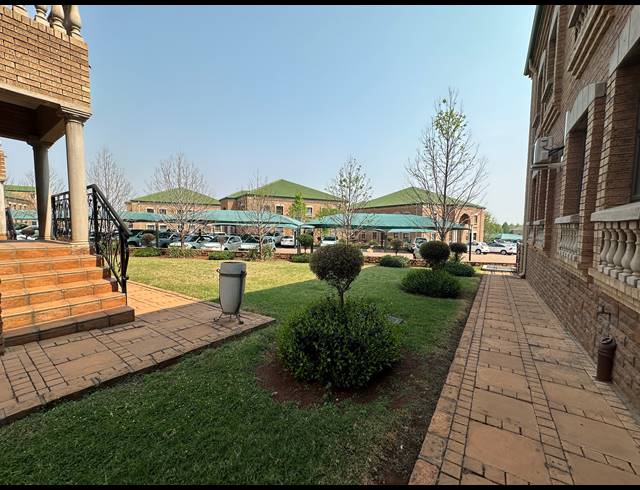 150M² OFFICE TO LET IN HIGHVELD TECHNOPARK